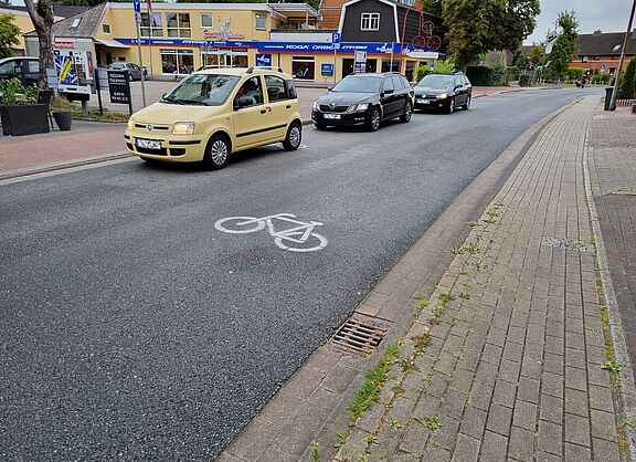 Fahrradpiktogramm im Hoheberger Weg