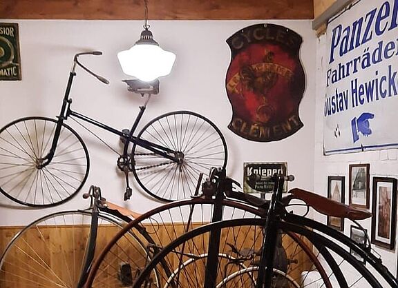 Historische Fahrräder im Zweiradmuseum Ostfriesland