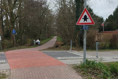 Sehr gut: Ostfriesland Wanderweg mit bevorrechtigter Querung der Lützowallee